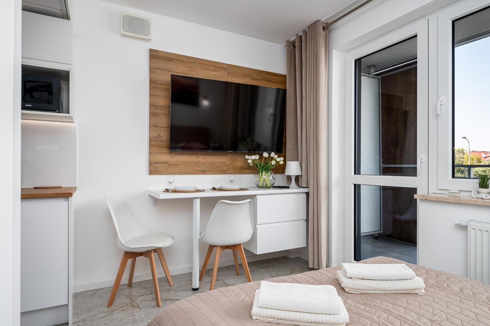 Pileckiego 59 Free Parking By Perfect Apart Warsaw Bilik gambar