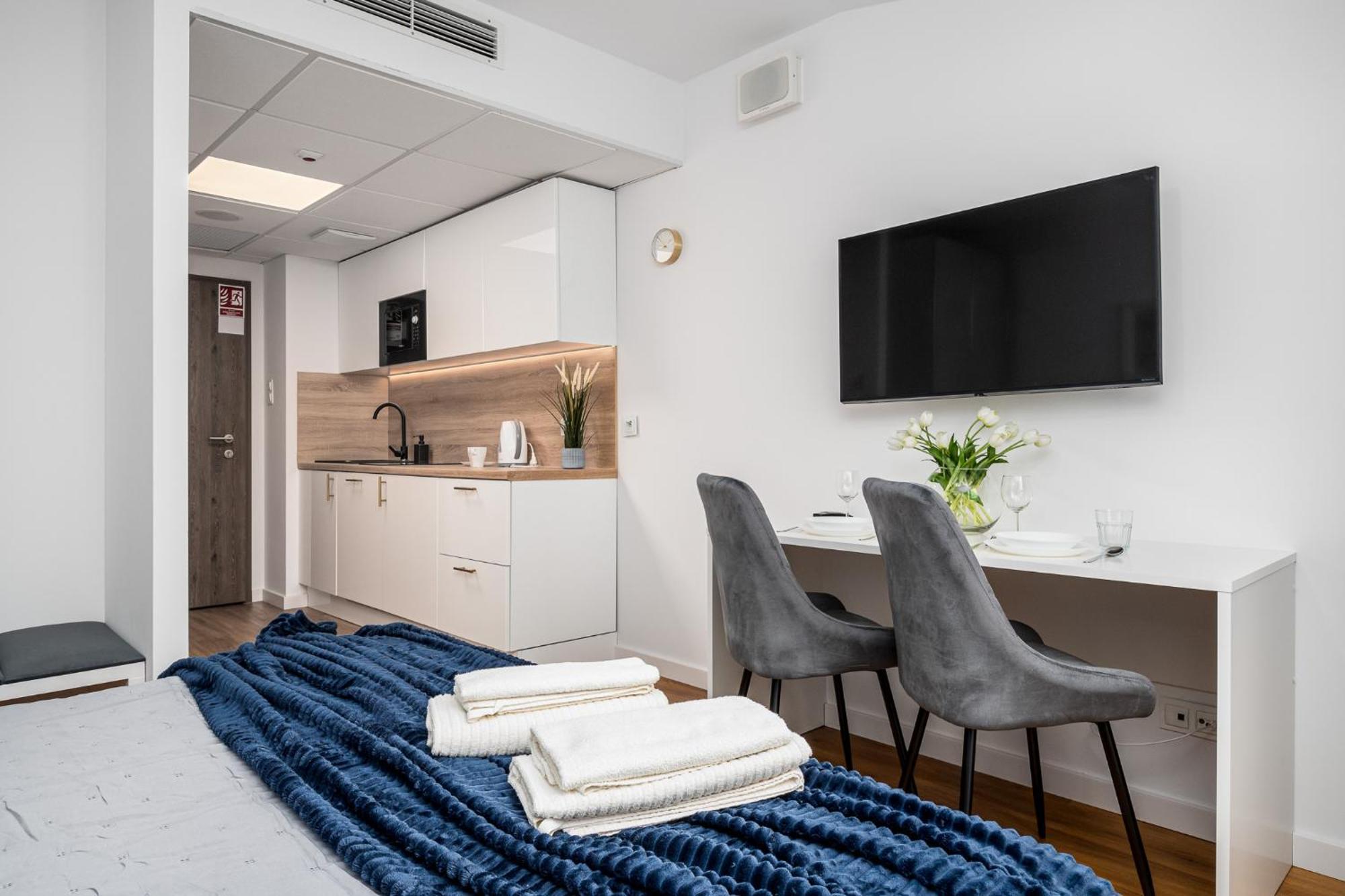 Pileckiego 59 Free Parking By Perfect Apart Warsaw Luaran gambar